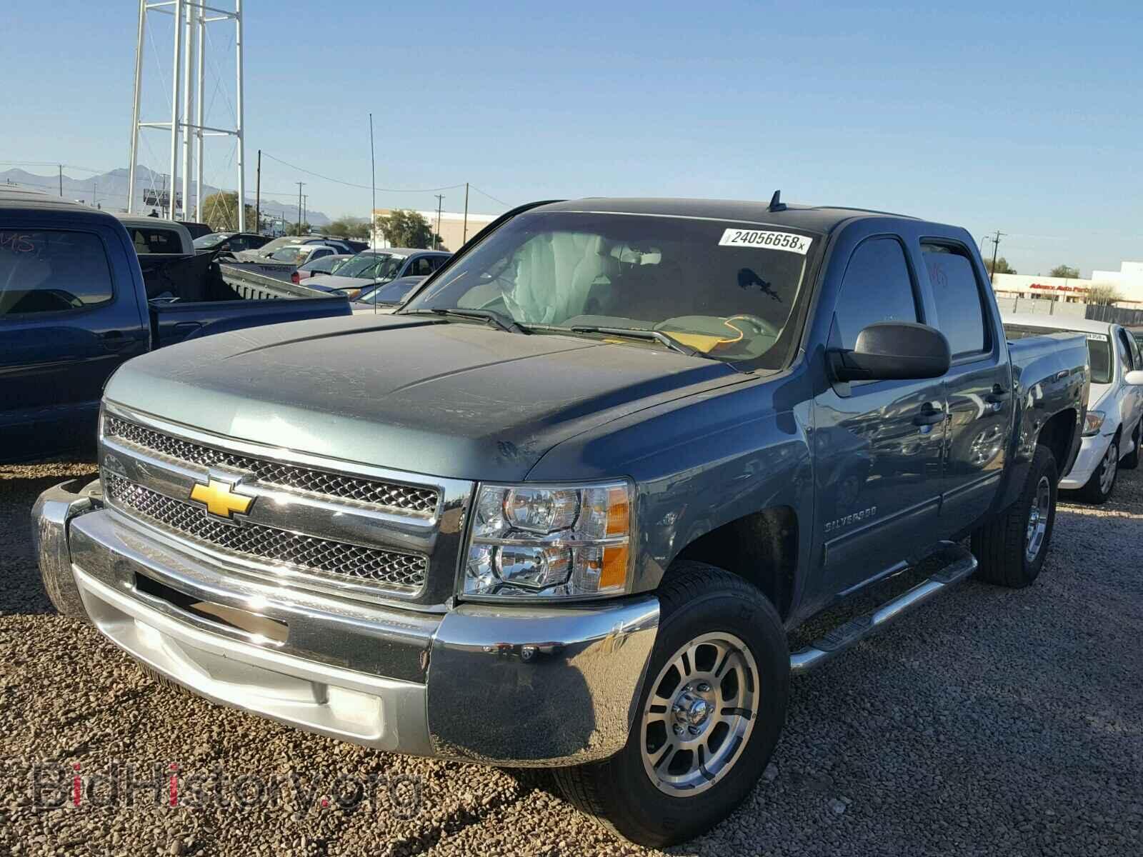 2012 CHEVROLET SILVERADO - VIN: 3GCPCREA1CG224938 - Фото 2