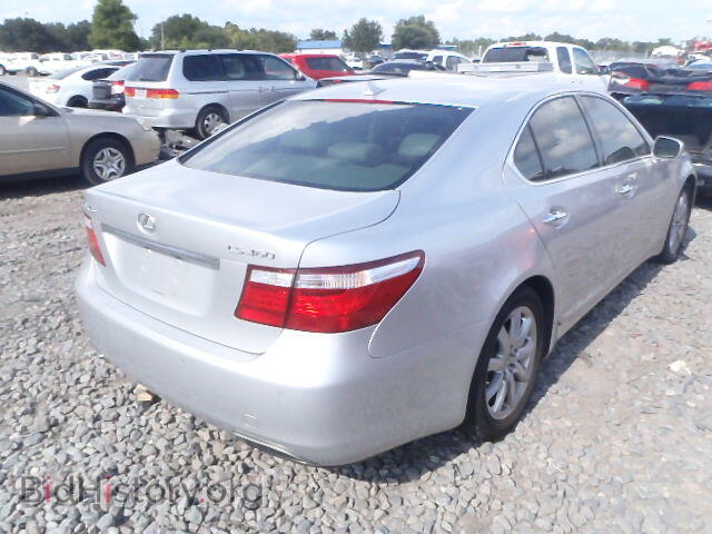 2007 LEXUS LS460 - VIN: JTHBL46F475037745 - Photo 4