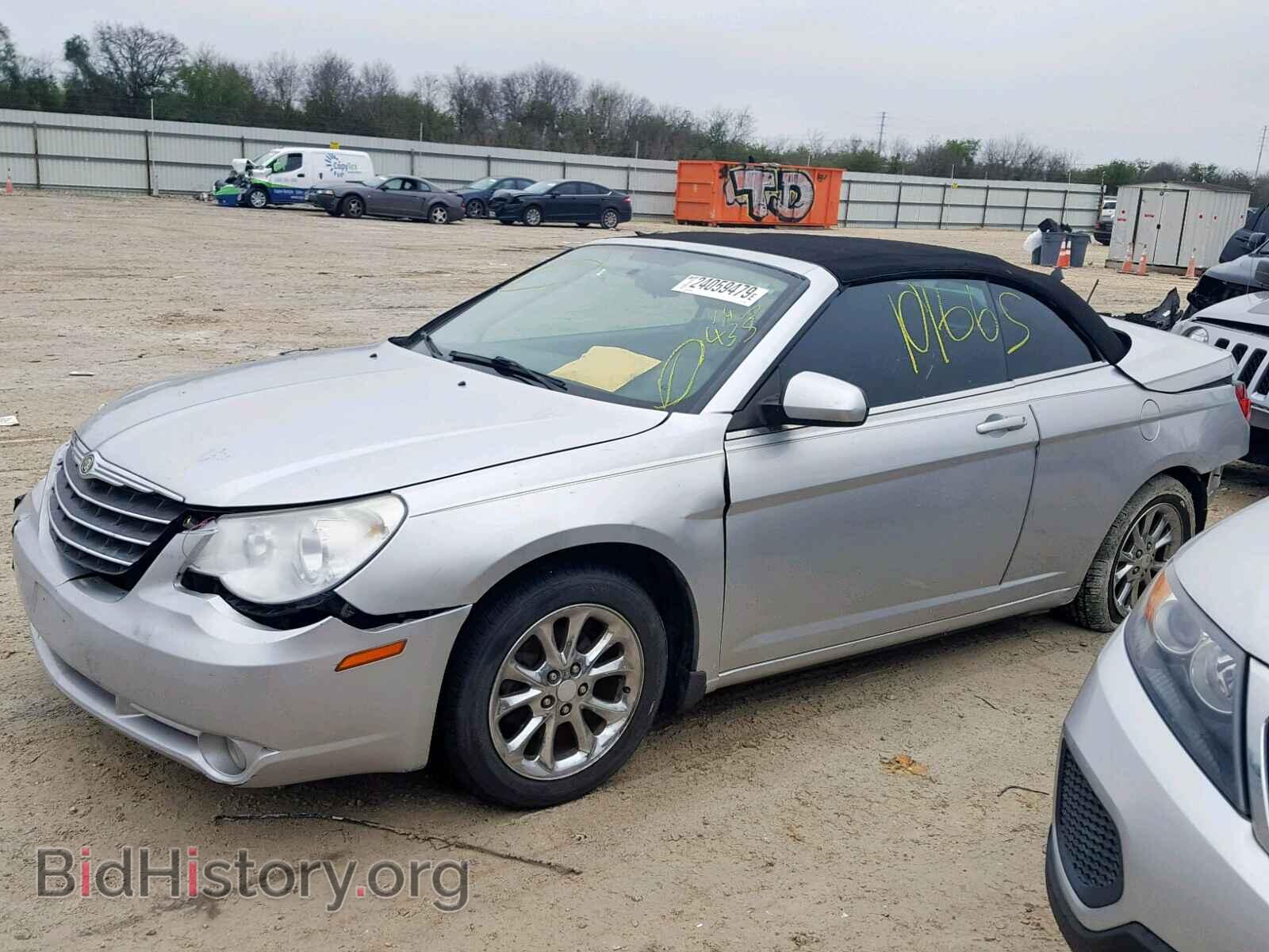 2010 CHRYSLER SEBRING - VIN: 1C3BC5ED4AN146435 - Фото 2