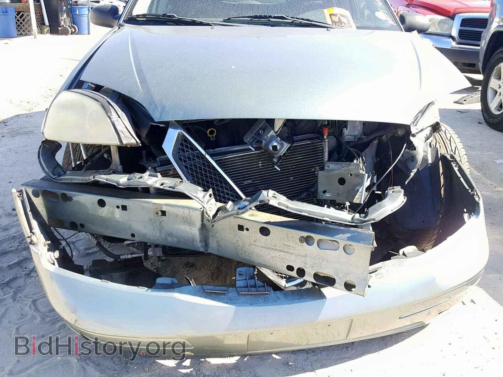 2005 FORD FOCUS - VIN: 3FAFP37N05R145657 - Фото 9