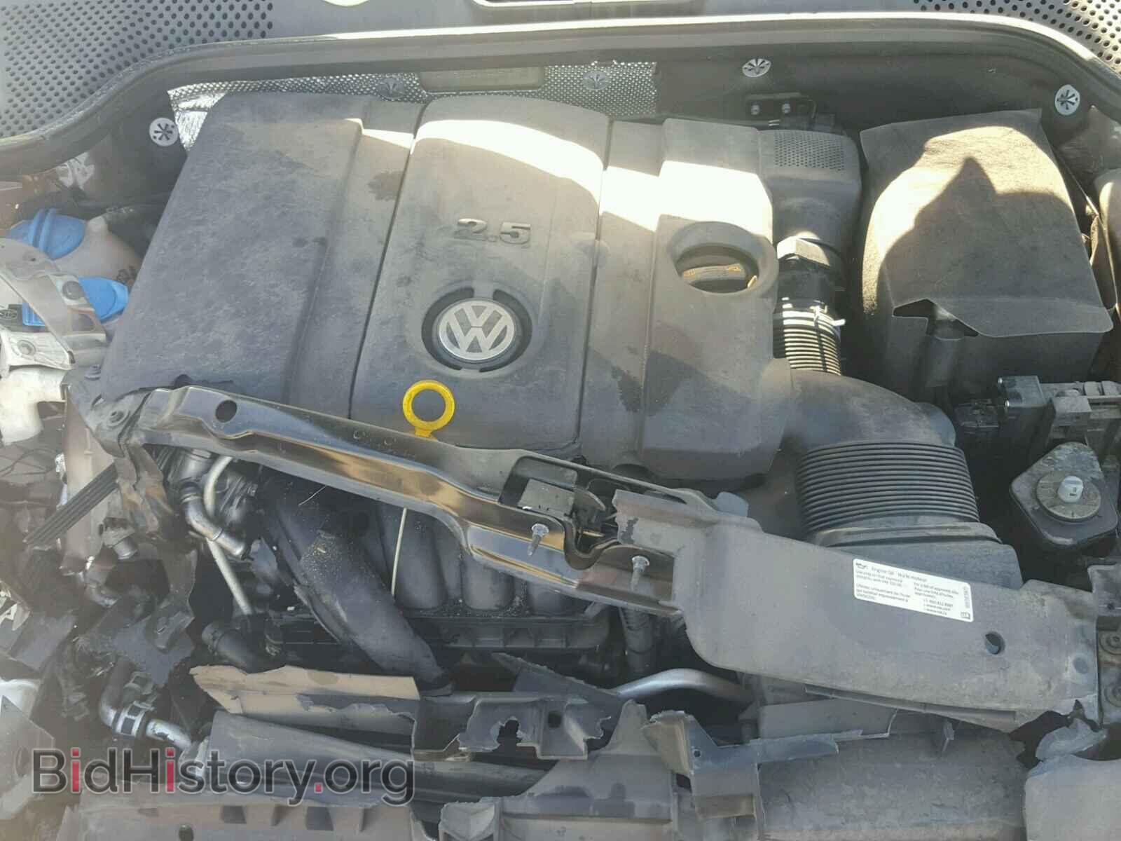2013 VOLKSWAGEN BEETLE - VIN: 3VW5P7AT3DM831480 - Фото 7