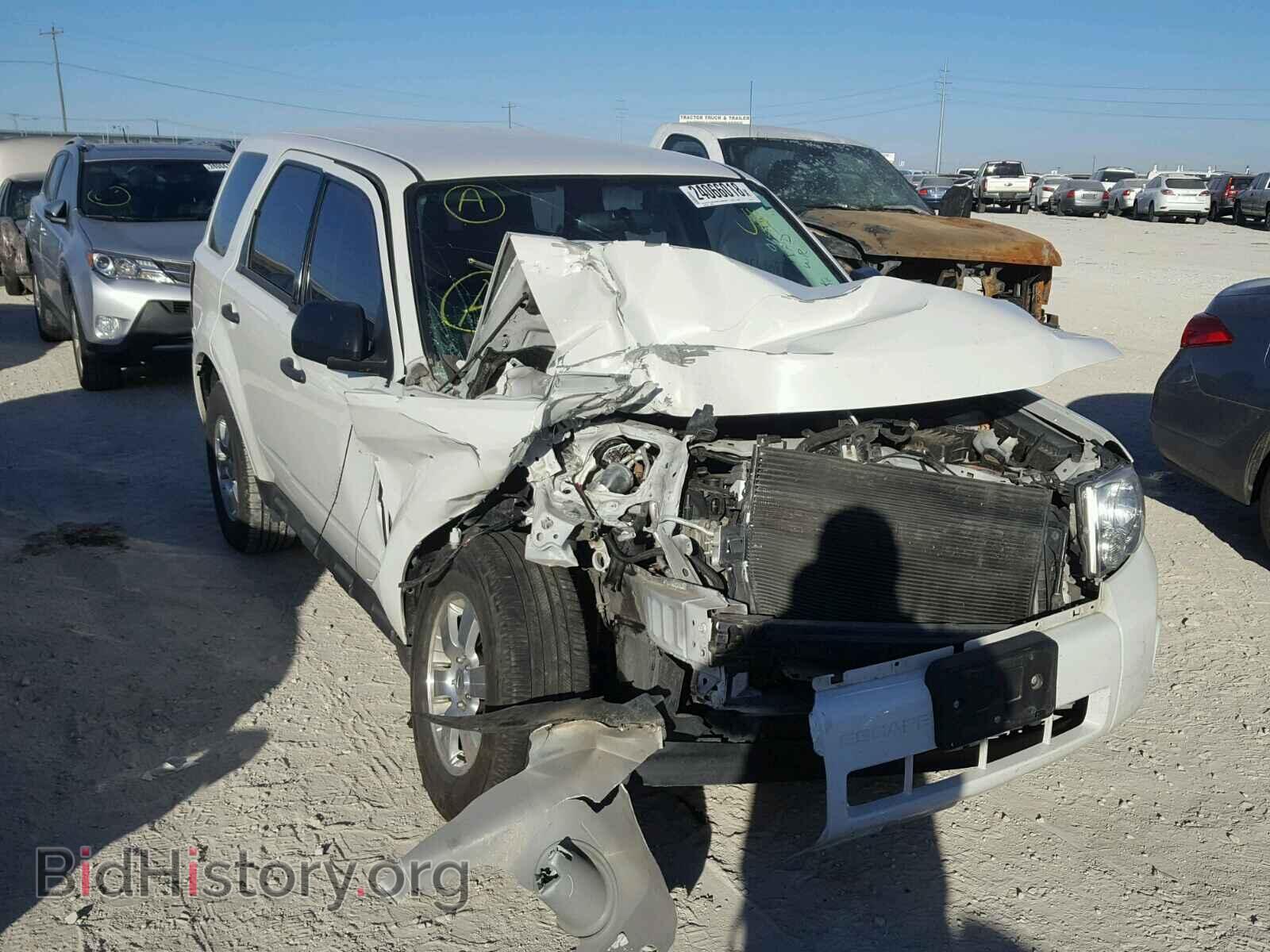 Фотография 1FMCU0C72BKB52875 - FORD ESCAPE 2011