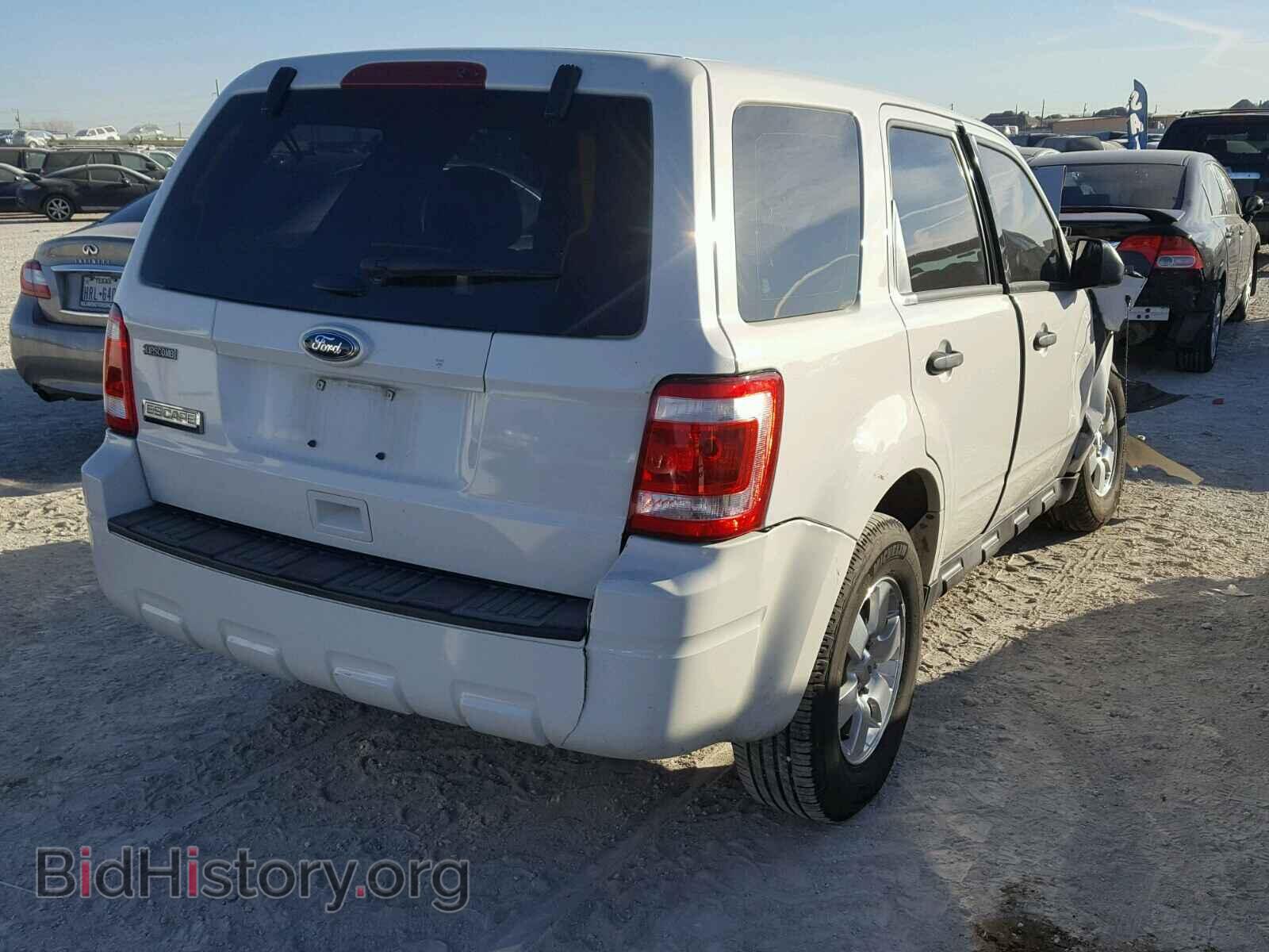 2011 FORD ESCAPE - VIN: 1FMCU0C72BKB52875 - Фото 4