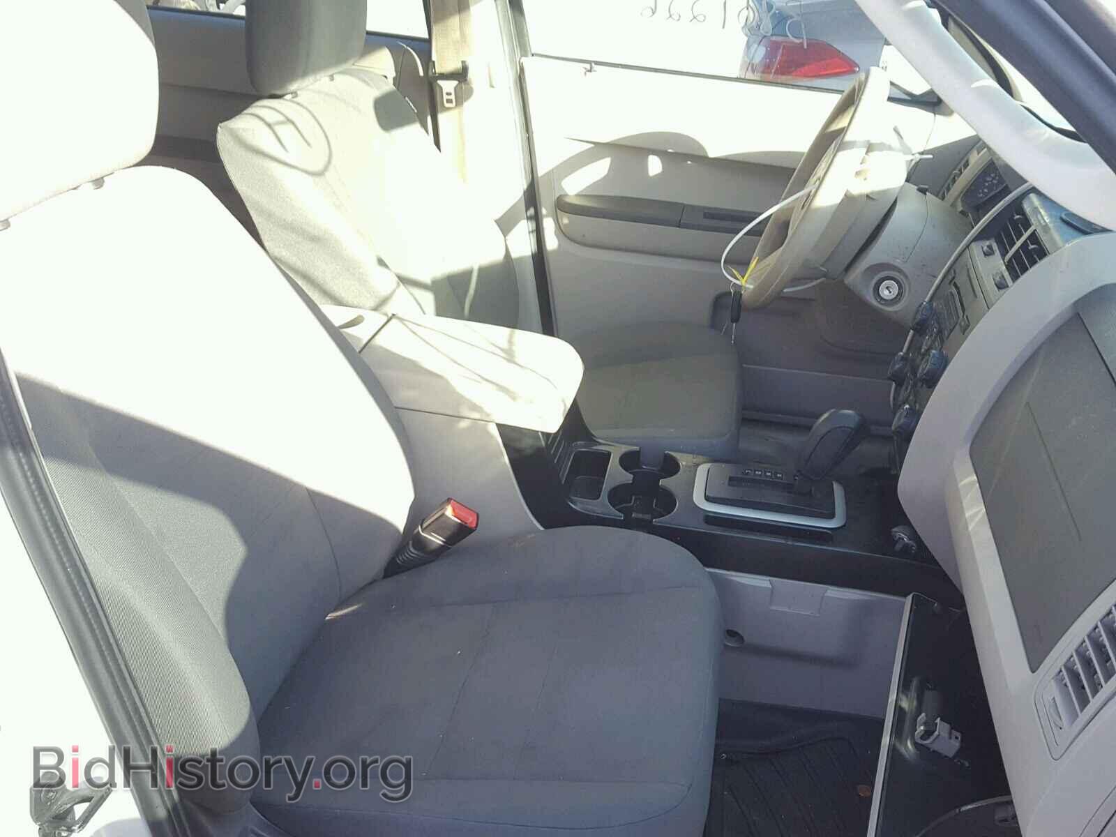 2011 FORD ESCAPE - VIN: 1FMCU0C72BKB52875 - Фото 5