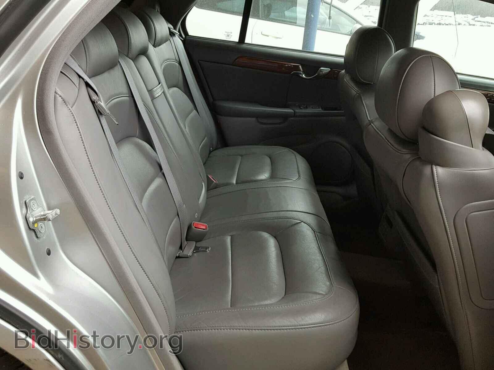 2004 CADILLAC DEVILLE - VIN: 1G6KD54Y24U191996 - Photo 6