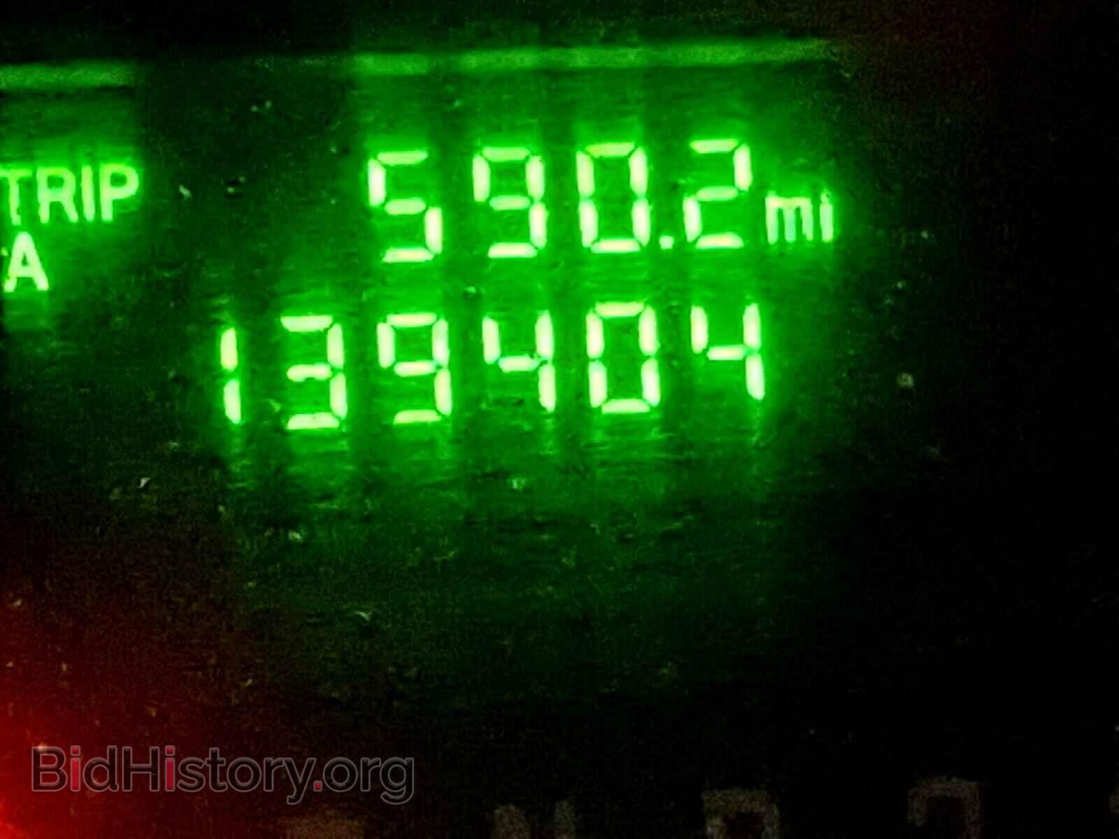 2010 FORD ECONOLINE - VIN: 1FDSS3ELXADA76239 - Photo 8