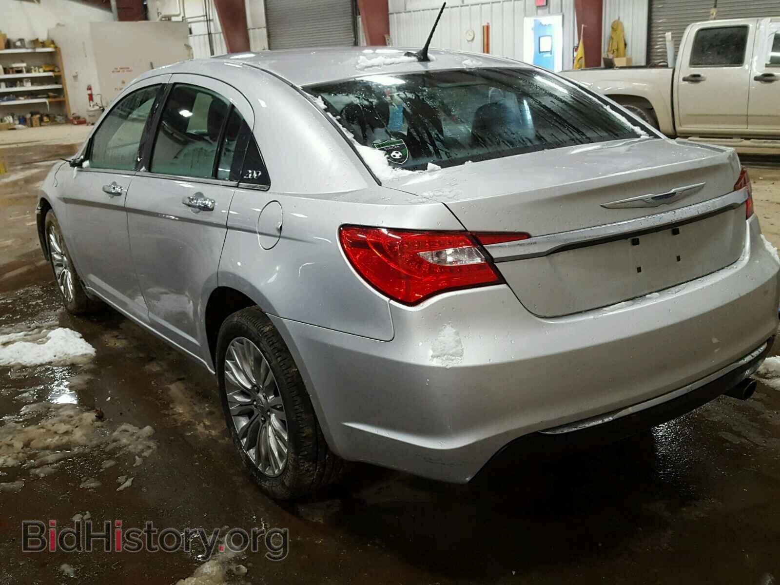 2012 CHRYSLER 200 - VIN: 1C3CCBCB5CN306233 - Фото 3