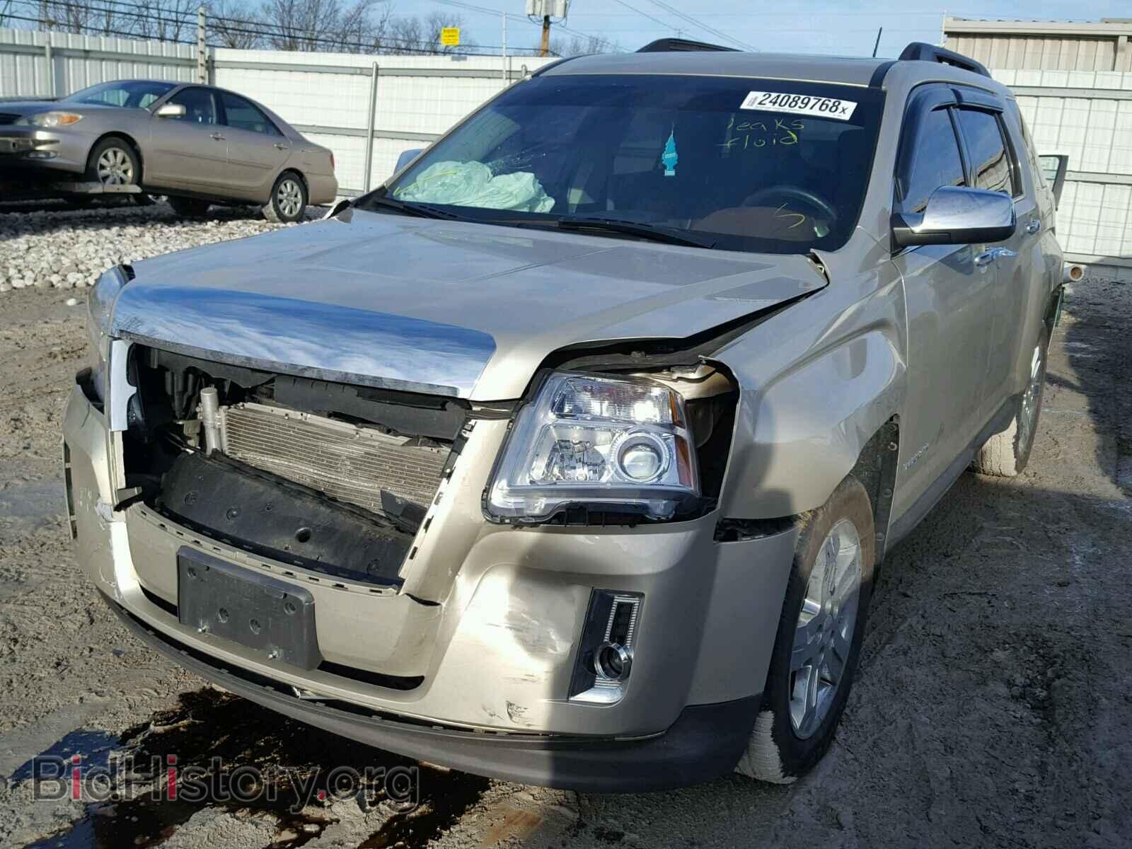 2013 GMC TERRAIN - VIN: 2GKFLUE3XD6196686 - Фото 2