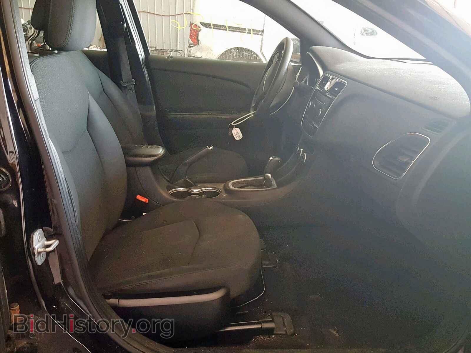 2012 CHRYSLER 200 - VIN: 1C3CCBAB0CN135247 - Фото 5