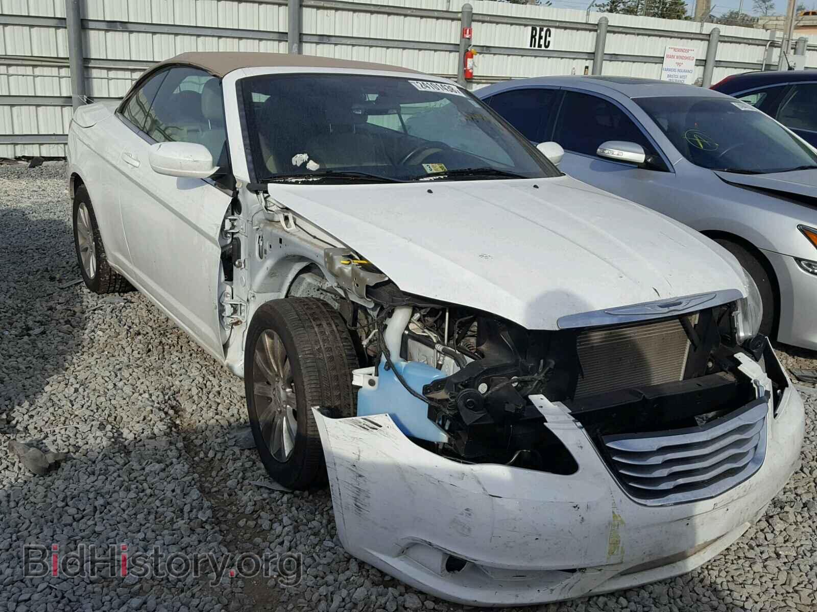 Фотография 1C3BC2EB8BN604220 - CHRYSLER 200 2011