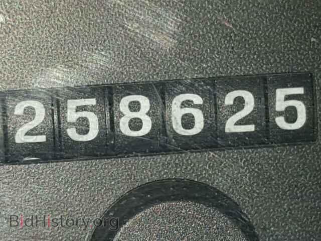 2000 FORD CROWN VIC - VIN: 2FAFP74W1YX170612 - Фото 8