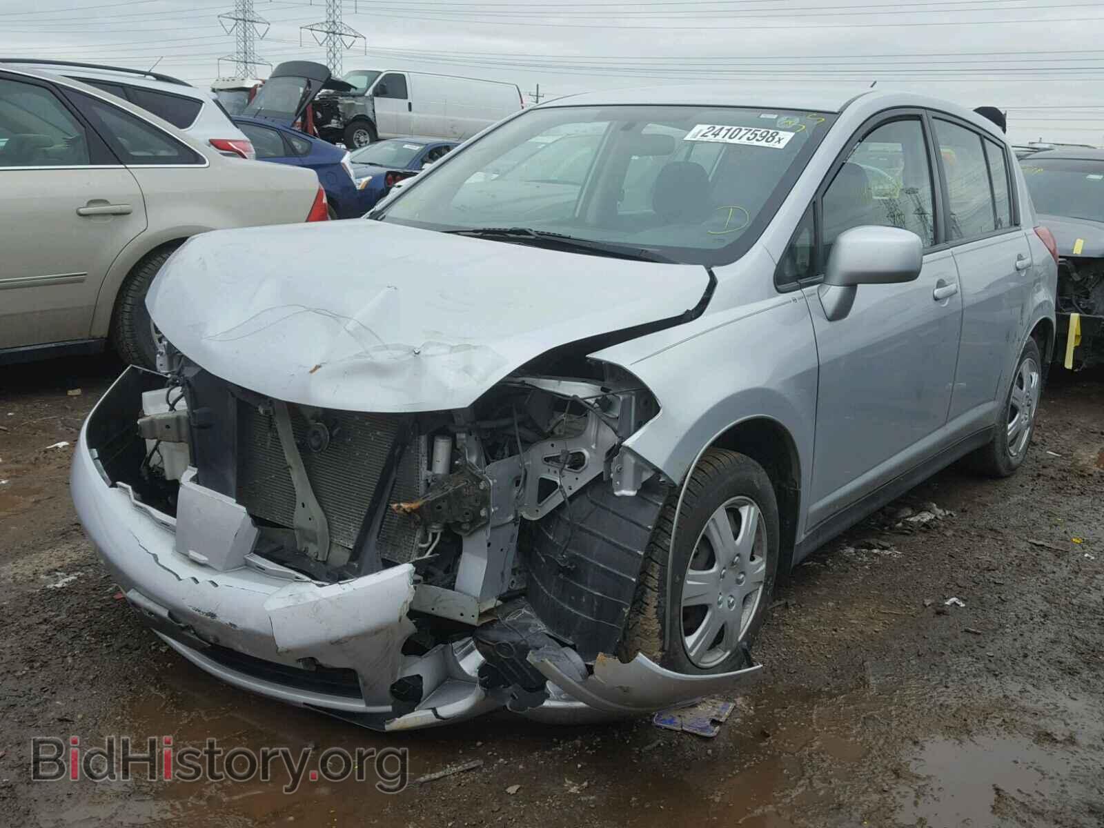 2009 NISSAN VERSA - VIN: 3N1BC13E79L389672 - Фото 2