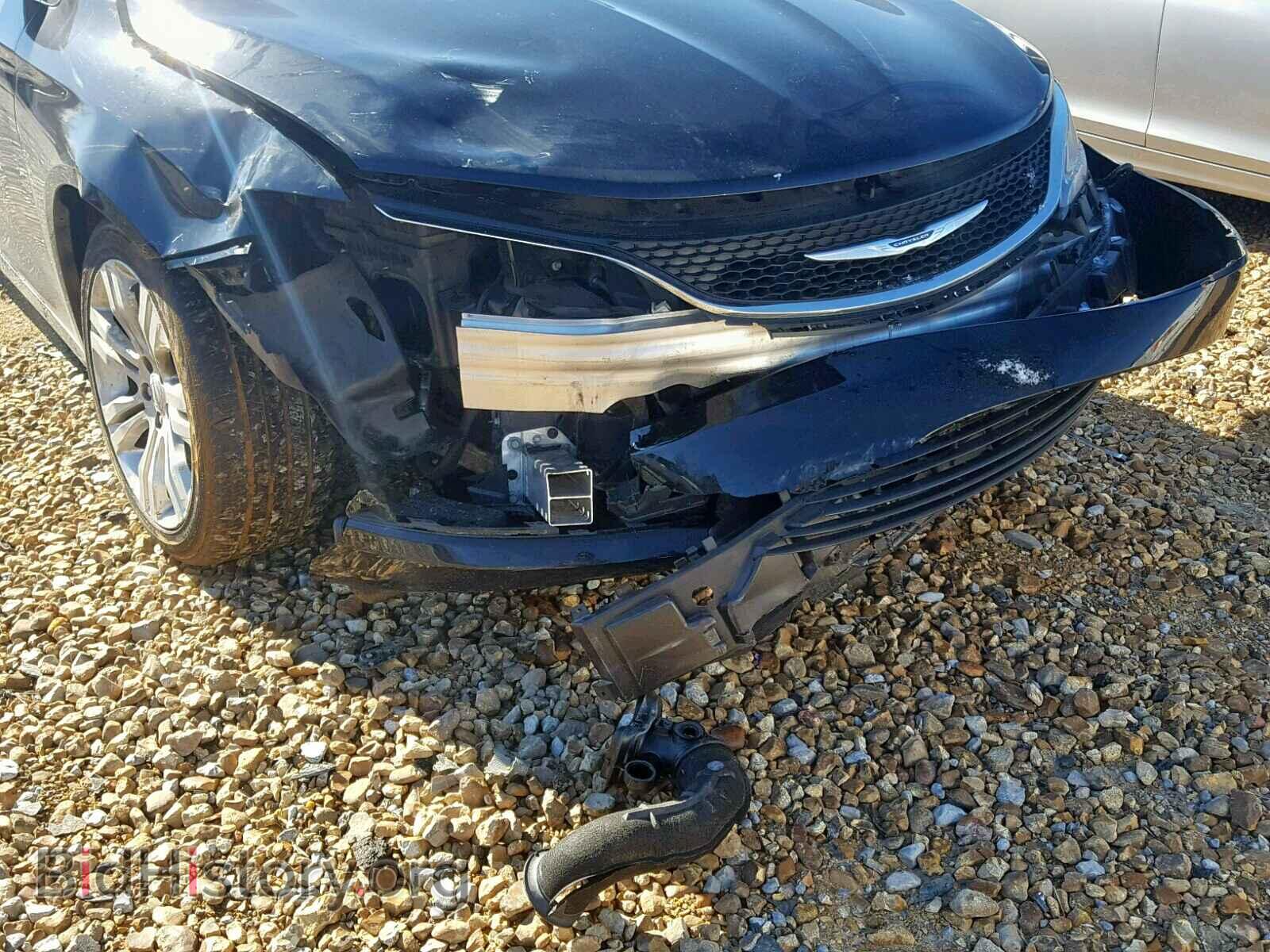 2015 CHRYSLER 200 - VIN: 1C3CCCAB2FN651586 - Photo 9