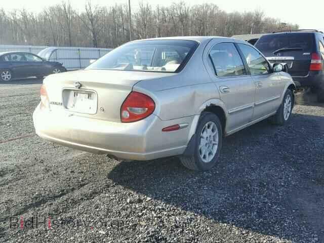 2000 NISSAN MAXIMA - VIN: JN1CA31D2YT731605 - Photo 4