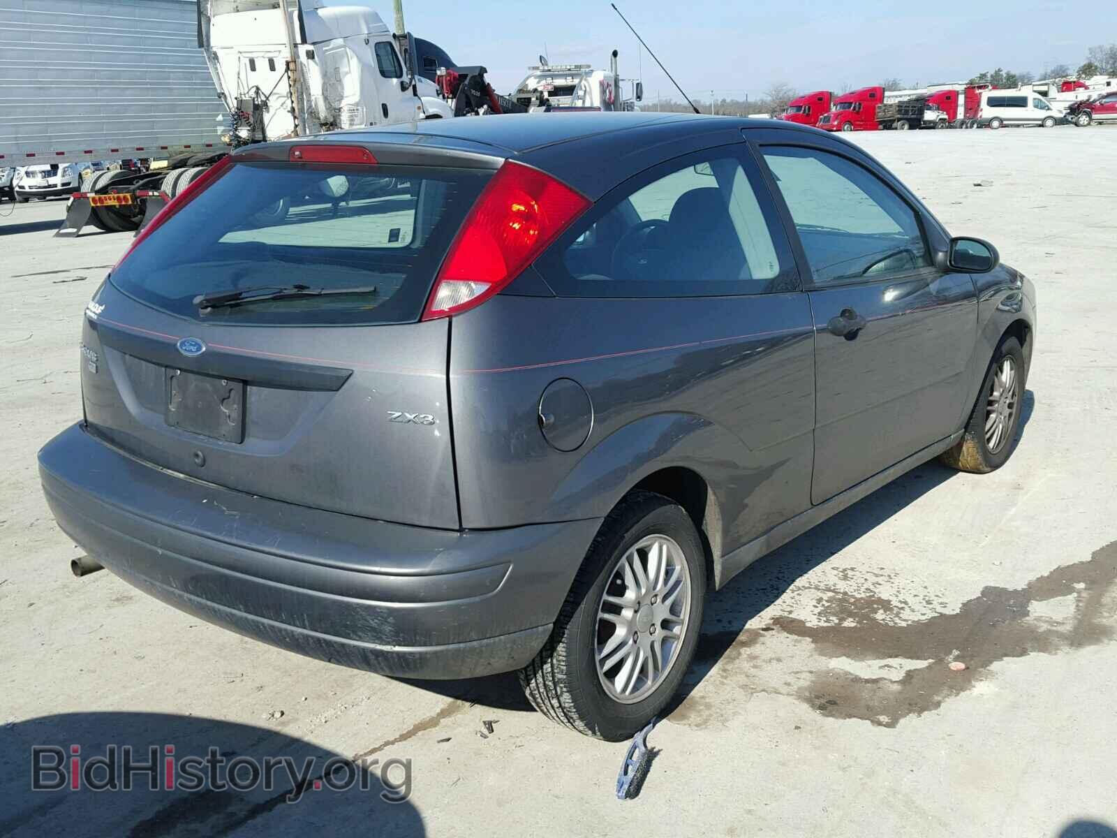 2005 FORD FOCUS - VIN: 3FAFP31N65R131920 - Фото 4