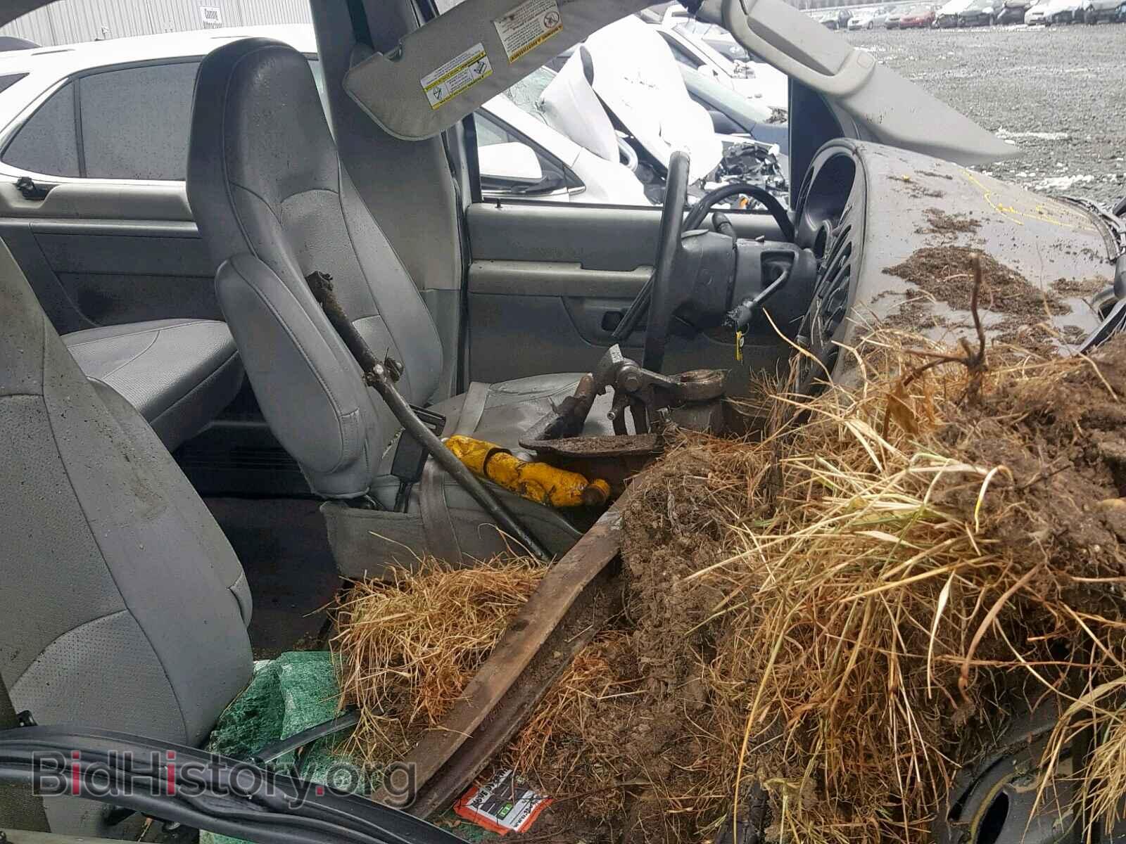 2006 FORD ECONOLINE - VIN: 1FBSS31L06DA44955 - Фото 5