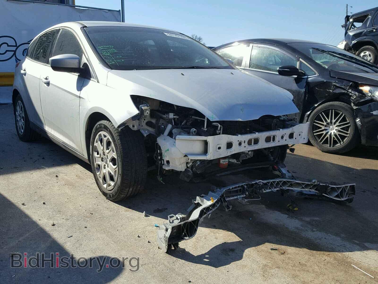 Photo 1FAHP3K28CL195143 - FORD FOCUS 2012