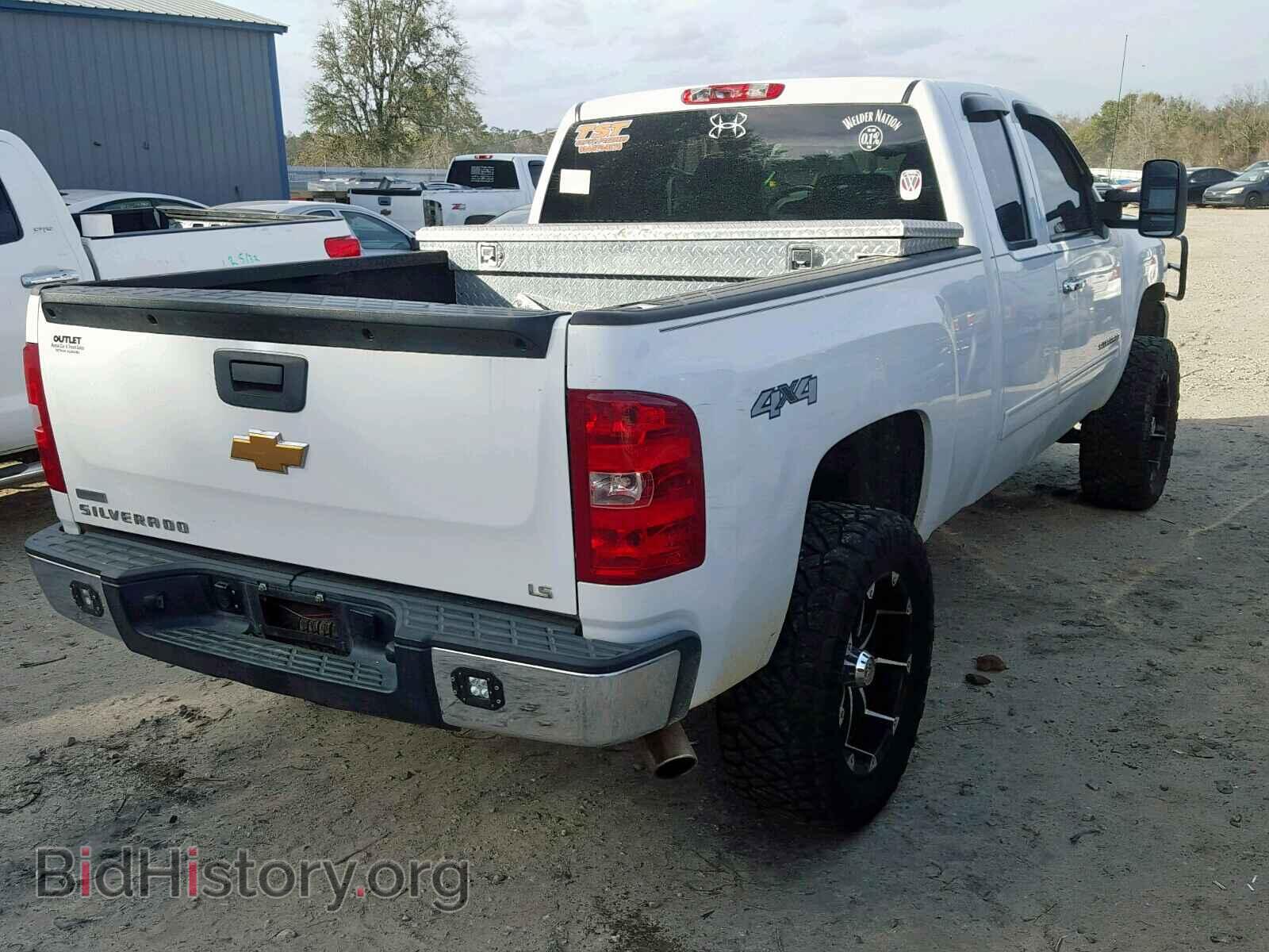 2011 CHEVROLET SILVERADO - VIN: 1GCRKREA4BZ286246 - Фото 4