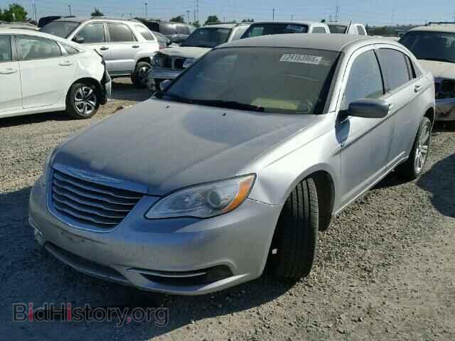2013 CHRYSLER 200 - VIN: 1C3CCBAB5DN639889 - Фото 2