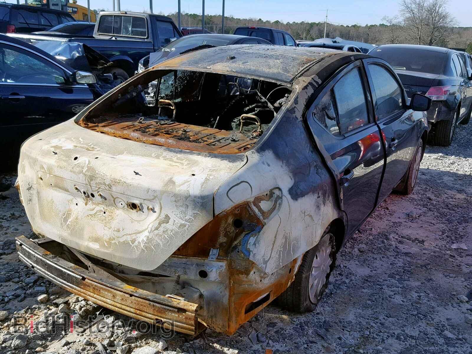 2017 NISSAN VERSA - VIN: 3N1CN7AP3HL853853 - Фото 4