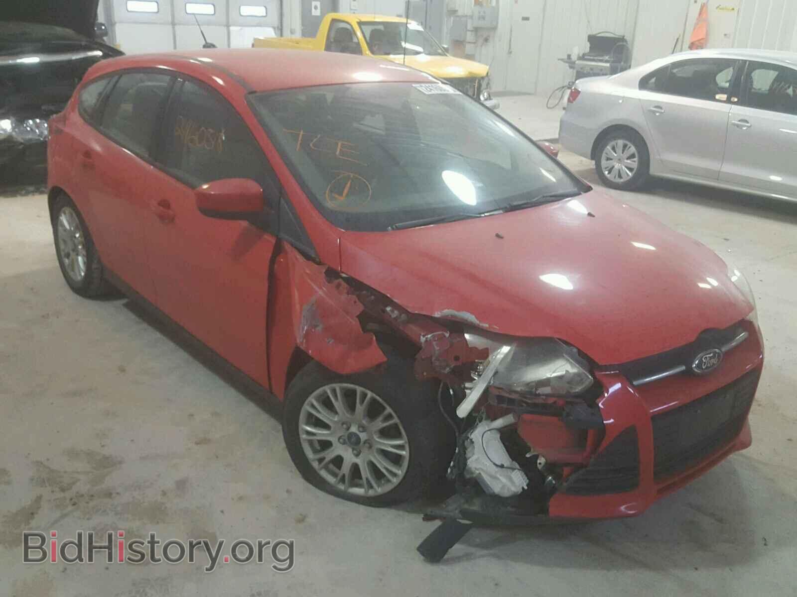 Photo 1FAHP3K29CL252532 - FORD FOCUS 2012