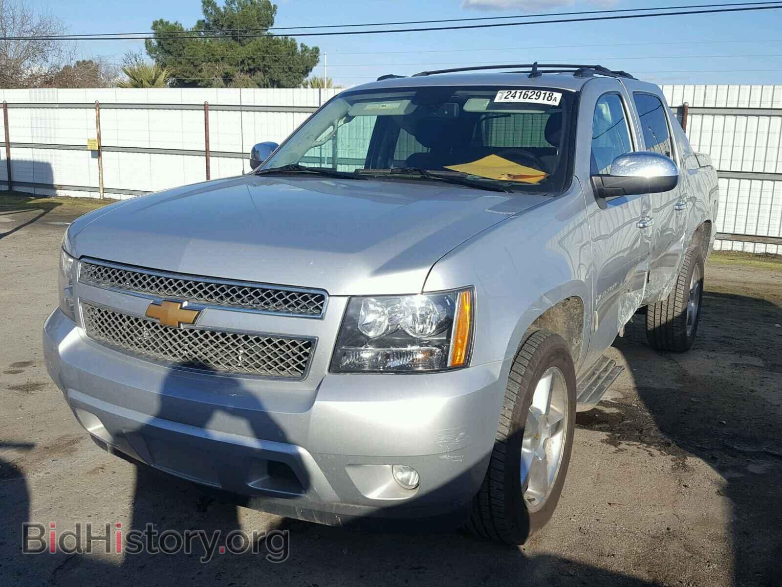 2013 CHEVROLET AVALANCHE - VIN: 3GNMCEE00DG364023 - Фото 2