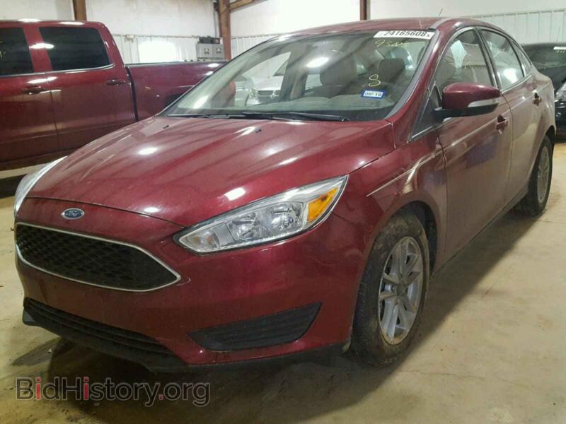 2017 Ford FOCUS (VIN 1FADP3F29HL299303) — фото 2 из 10