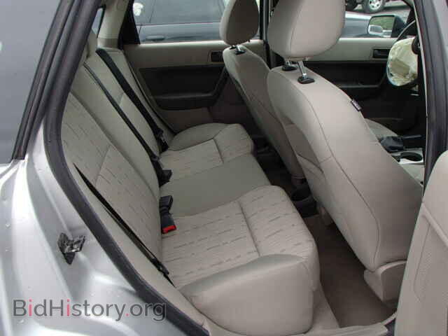 2010 FORD FOCUS - VIN: 1FAHP3FN6AW103575 - Фото 6