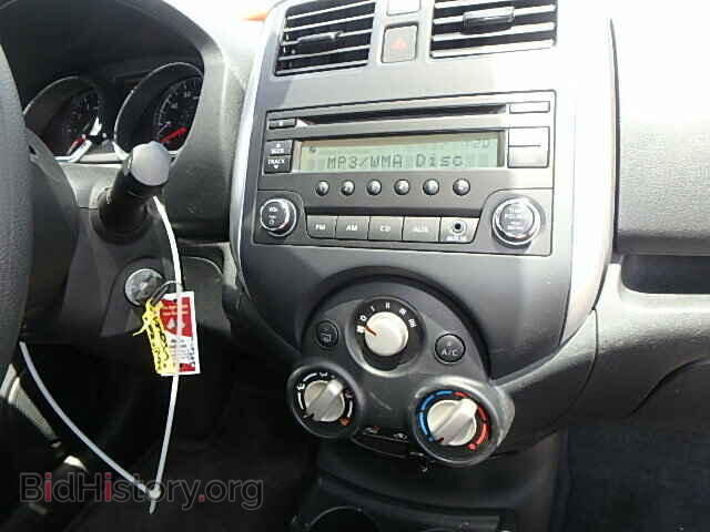 2014 Nissan VERSA (VIN 3N1CE2CP6EL433550) — фото 9 из 10