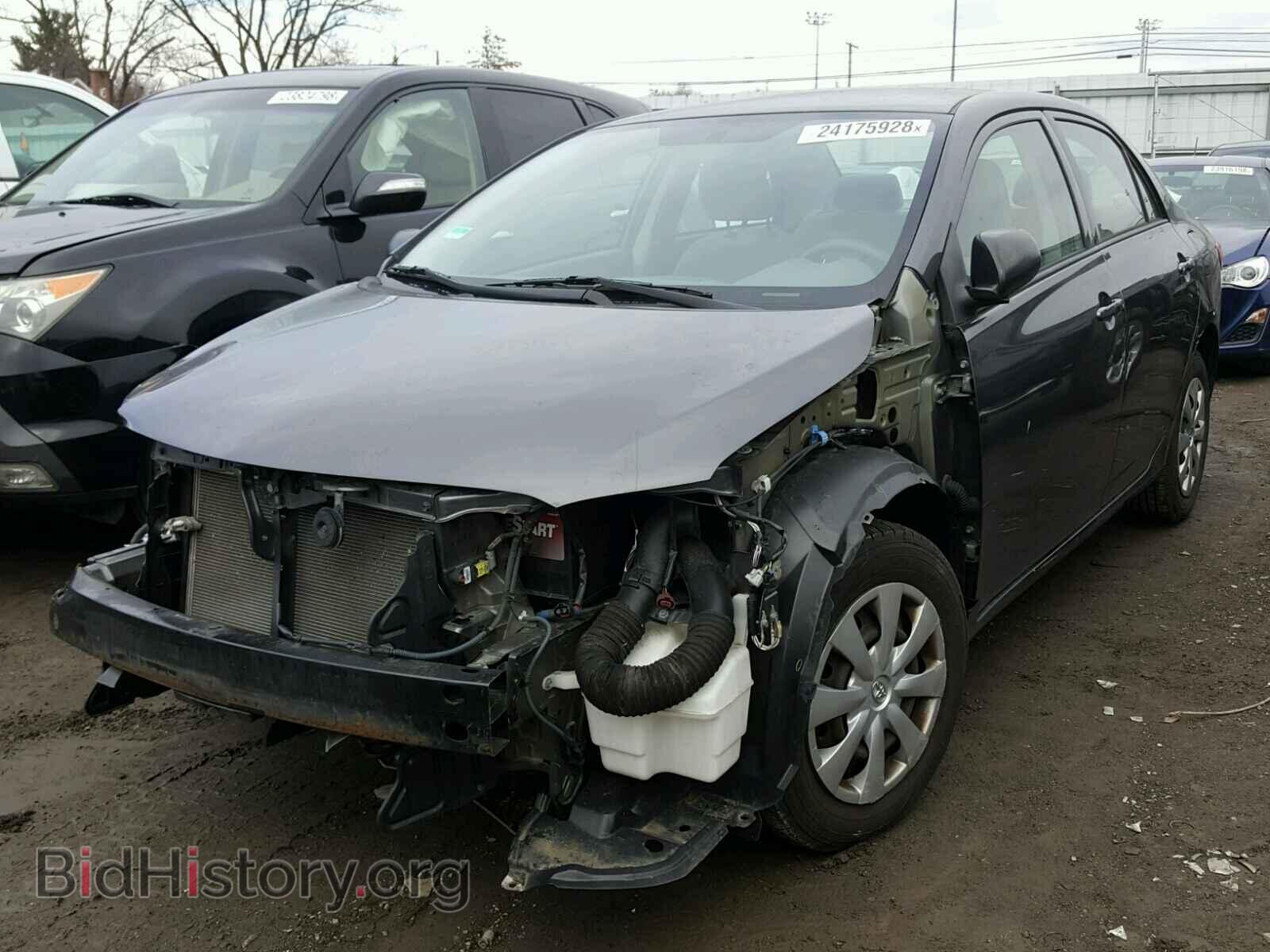 2009 TOYOTA COROLLA BA - VIN: JTDBL40EX9J047532 - Фото 2