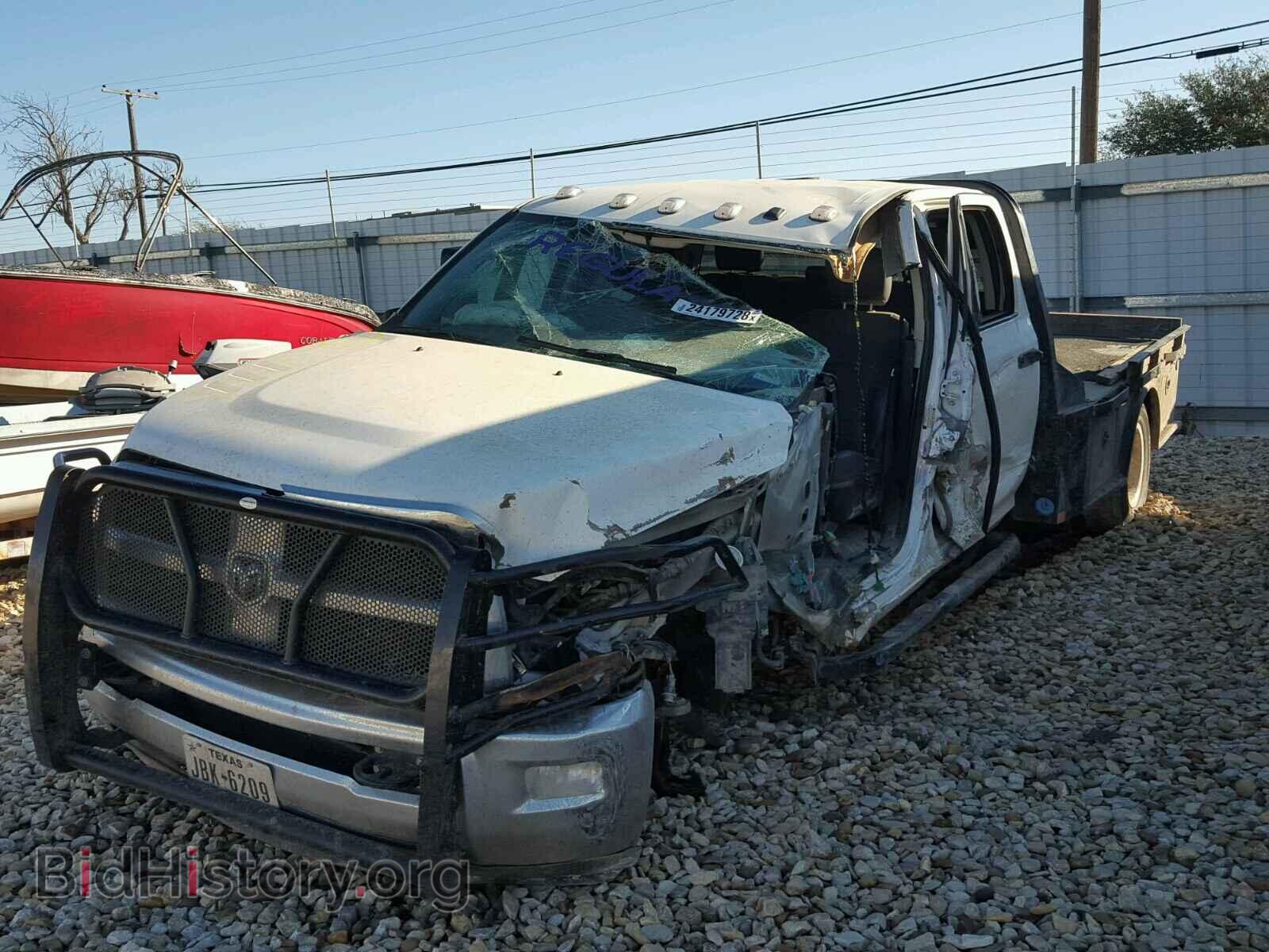 2016 RAM 3500 - VIN: 3C7WRTCL4GG291103 - Photo 2