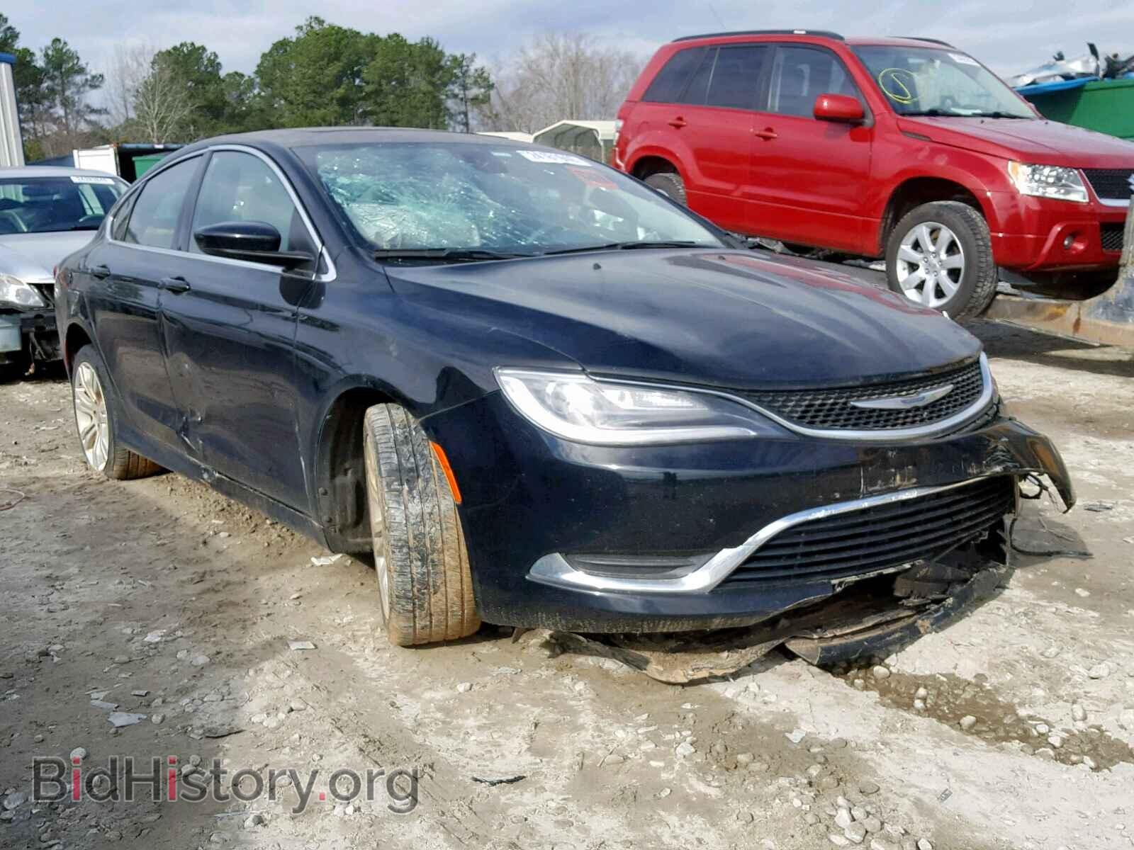 Photo  - CHRYSLER 200 2015