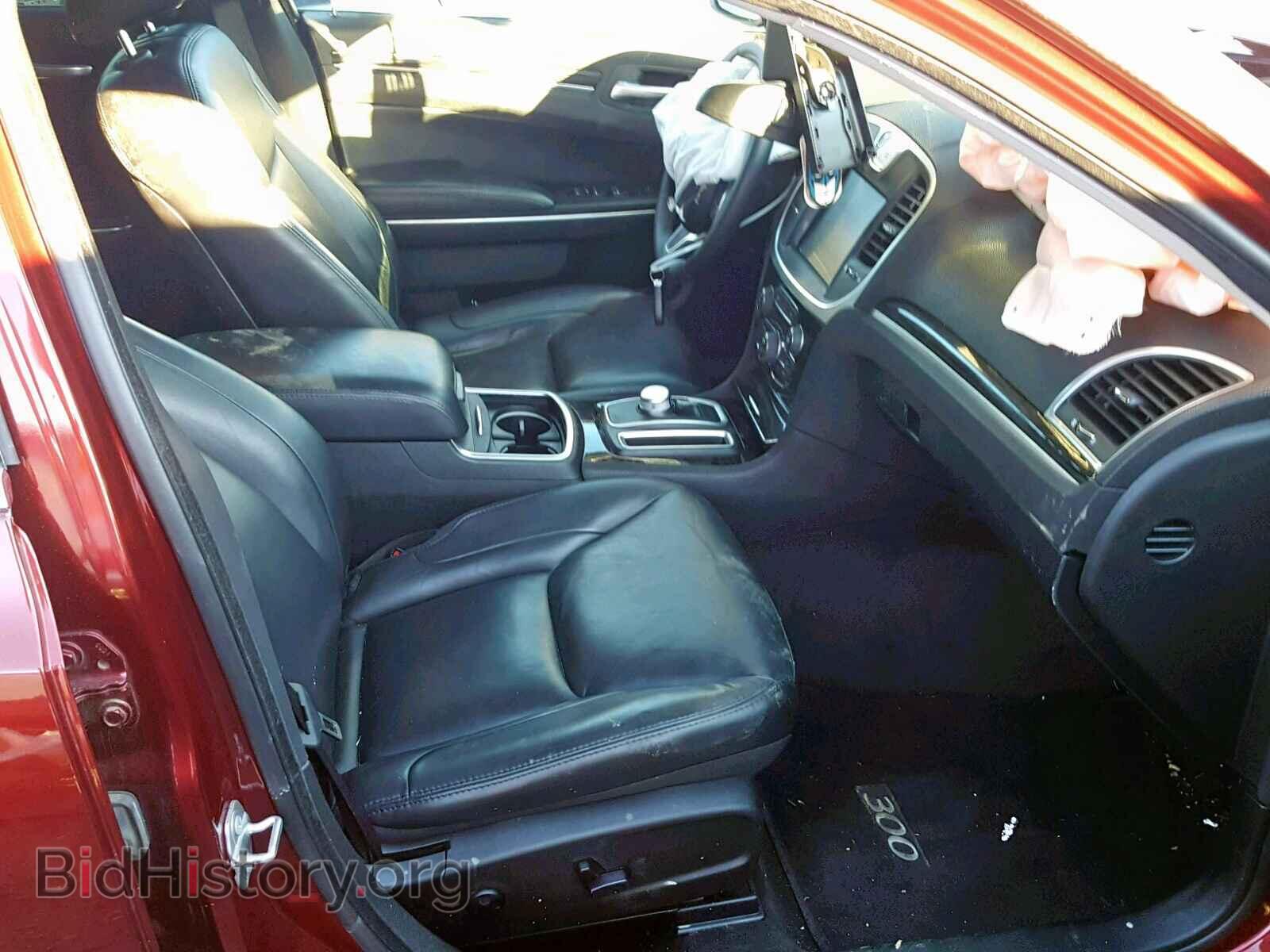 2016 CHRYSLER 300 - VIN: 2C3CCAAGXGH229642 - Фото 5