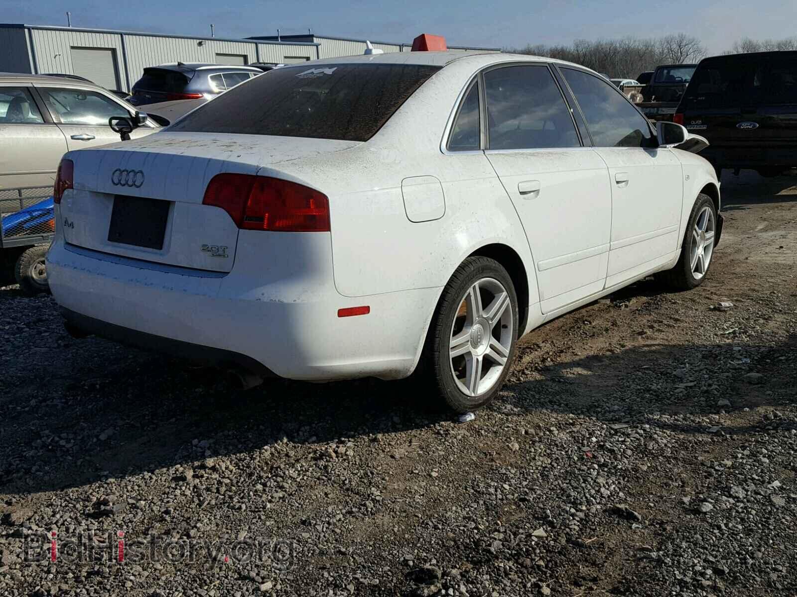 2007 AUDI A4 - VIN: WAUDF78E77A276881 - Photo 4