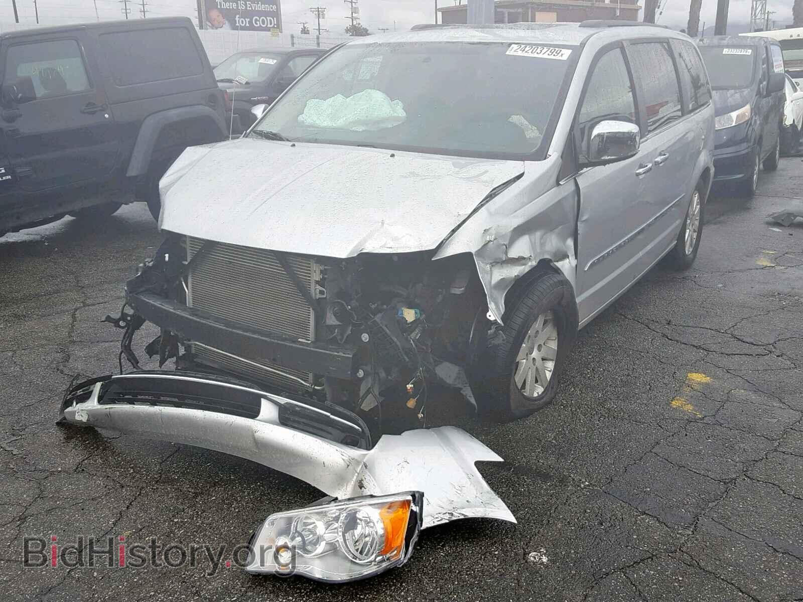 2012 CHRYSLER TOWN & COU - VIN: 2C4RC1CG4CR384193 - Фото 2