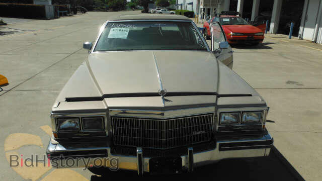 1984 CADILLAC DEVILLE - VIN: 1G6AM6987E9042000 - Photo 2