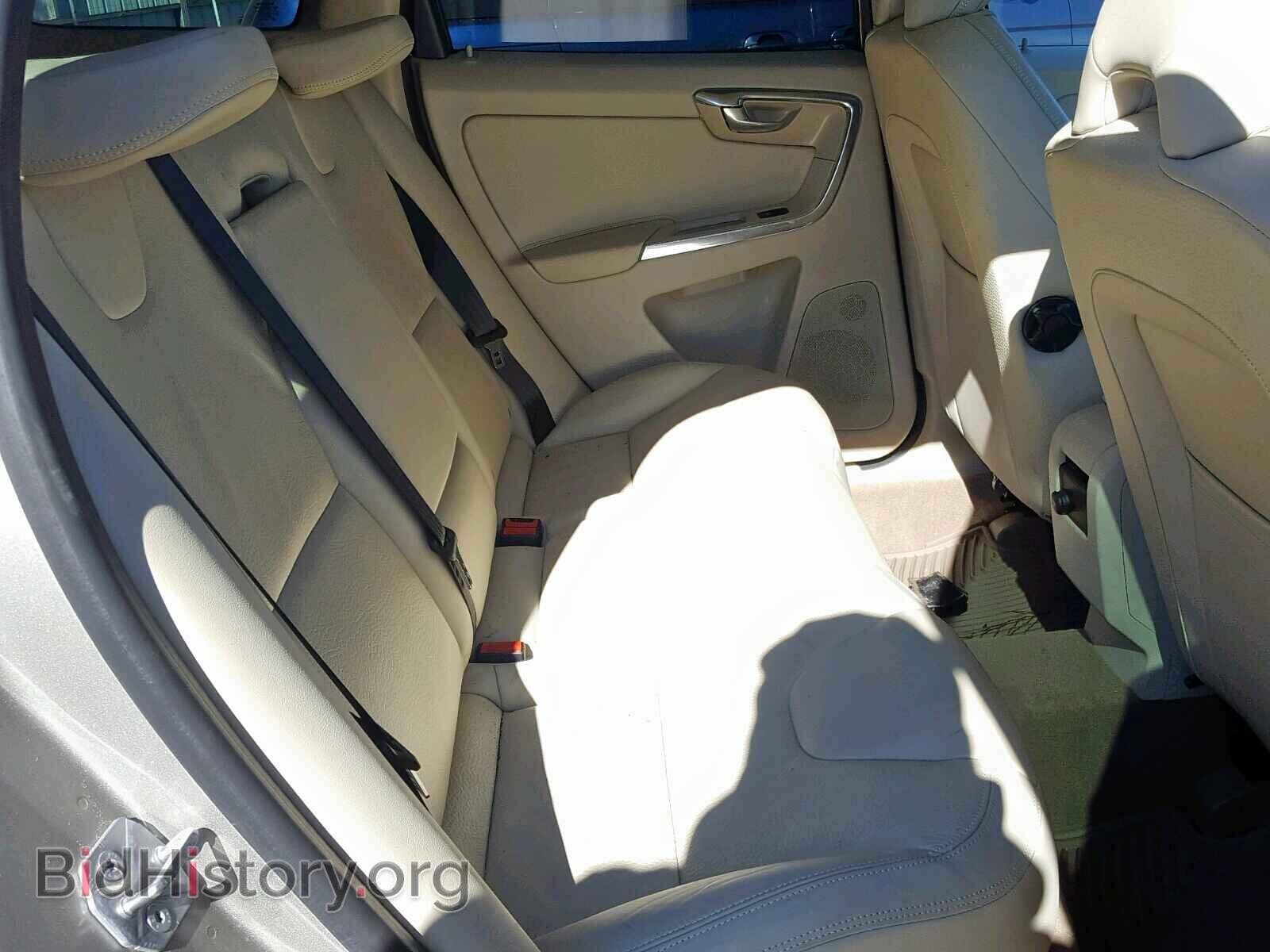 2014 VOLVO XC60 - VIN: YV4952DL4E2512720 - Фото 6