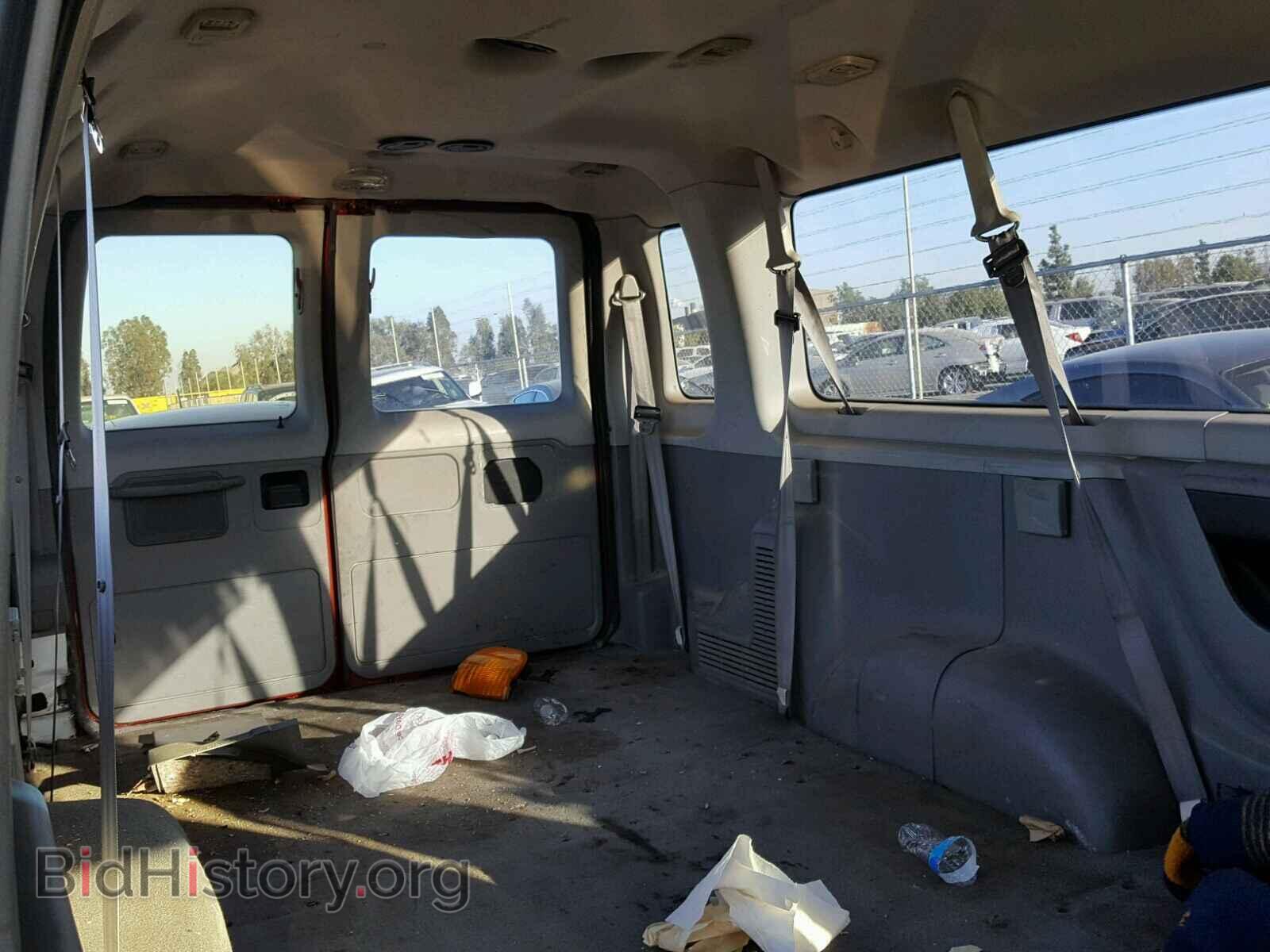 2005 FORD ECONOLINE - VIN: 1FBSS31L25HB31022 - Фото 6