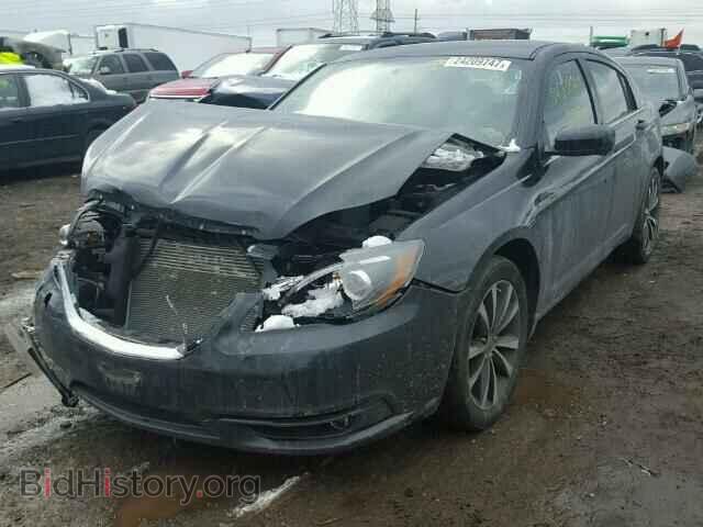 2013 CHRYSLER 200 - VIN: 1C3CCBBG2DN727499 - Фото 2