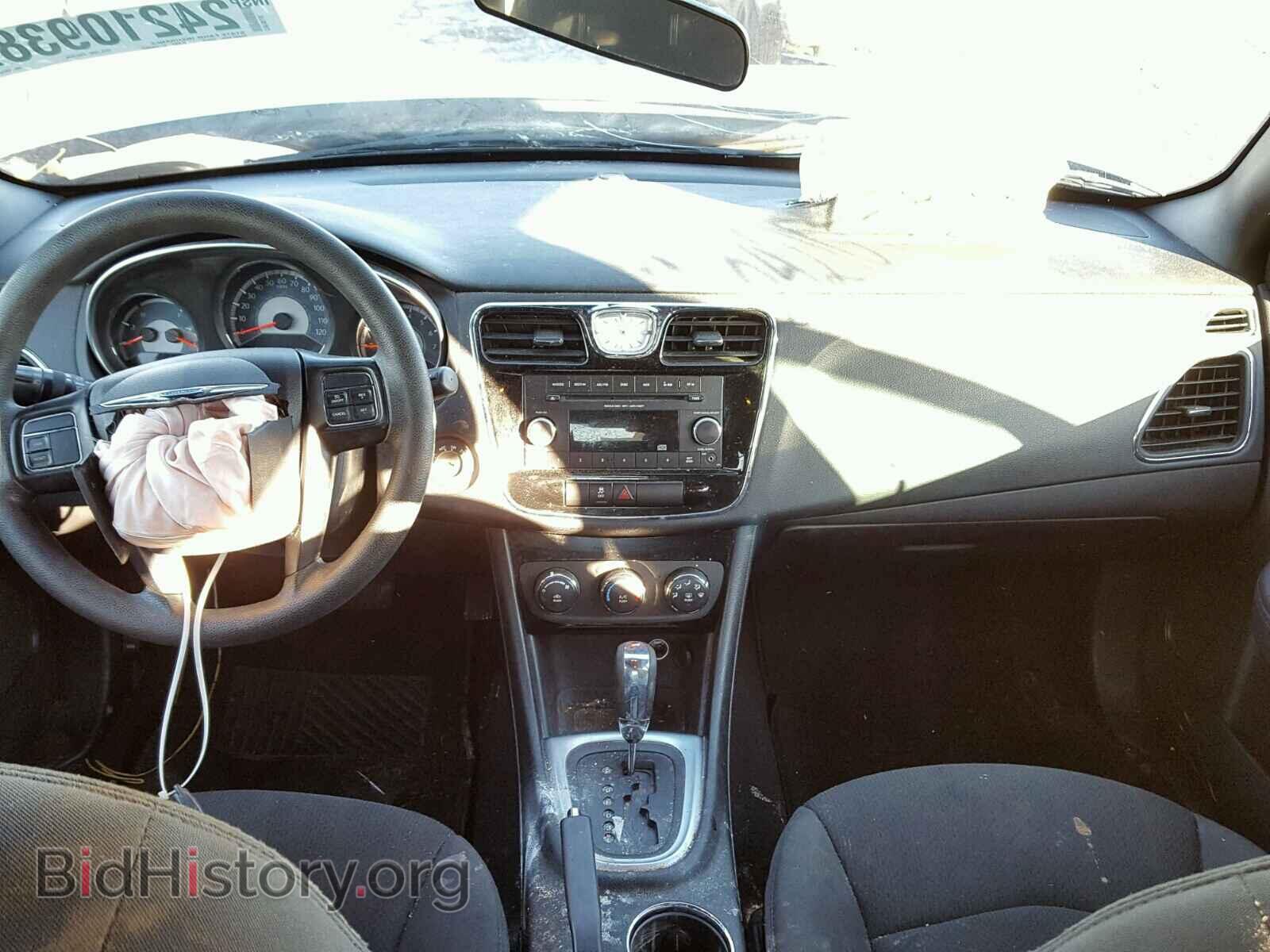 2012 CHRYSLER 200 - VIN: 1C3CCBAB0CN135362 - Фото 9