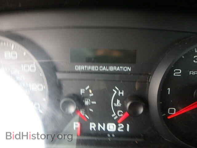 2011 FORD CROWN VIC - VIN: 2FABP7BV4BX135210 - Фото 8