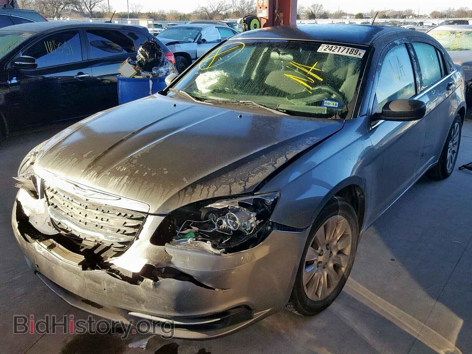 2013 CHRYSLER 200 - VIN: 1C3CCBAB8DN686155 - Фото 2