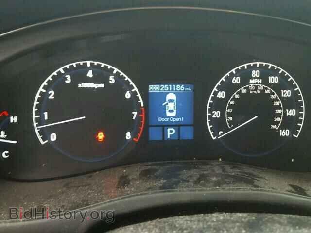 2009 HYUNDAI GENESIS - VIN: KMHGC46F49U061121 - Фото 8