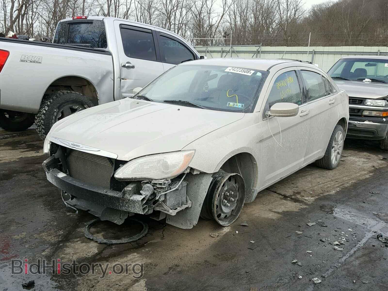 2013 CHRYSLER 200 - VIN: 1C3CCBAB5DN641206 - Photo 2