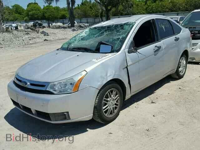 2009 FORD FOCUS - VIN: 1FAHP35N09W160724 - Photo 2