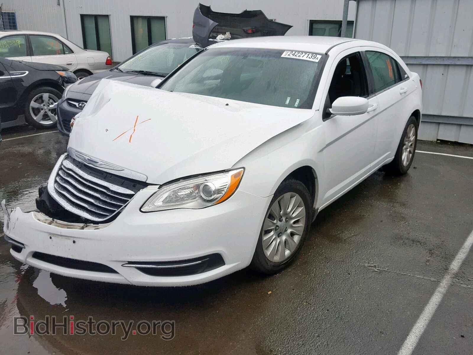 2013 CHRYSLER 200 - VIN: 1C3CCBAB9DN646716 - Фото 2