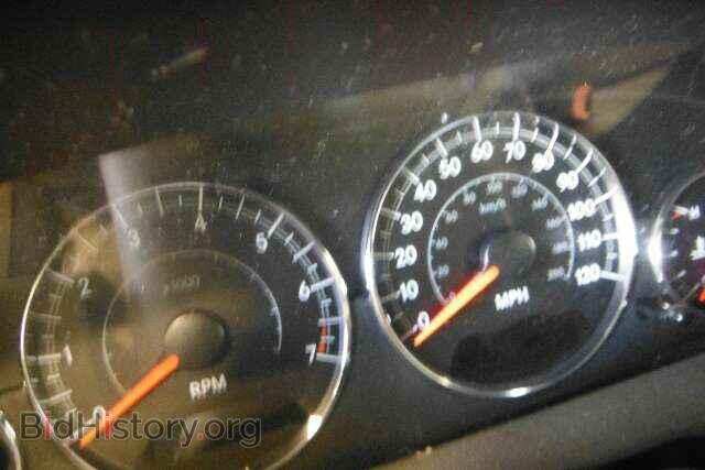 2004 CHRYSLER SEBRING - VIN: 1C3EL55R04N258758 - Фото 9