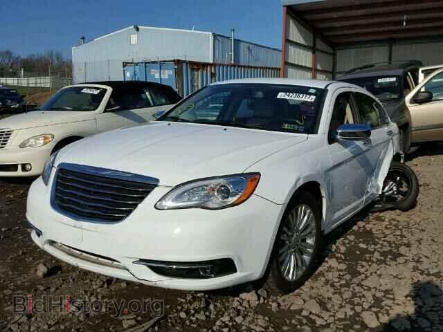 2011 CHRYSLER 200 - VIN: 1C3BC2FB9BN579908 - Photo 2