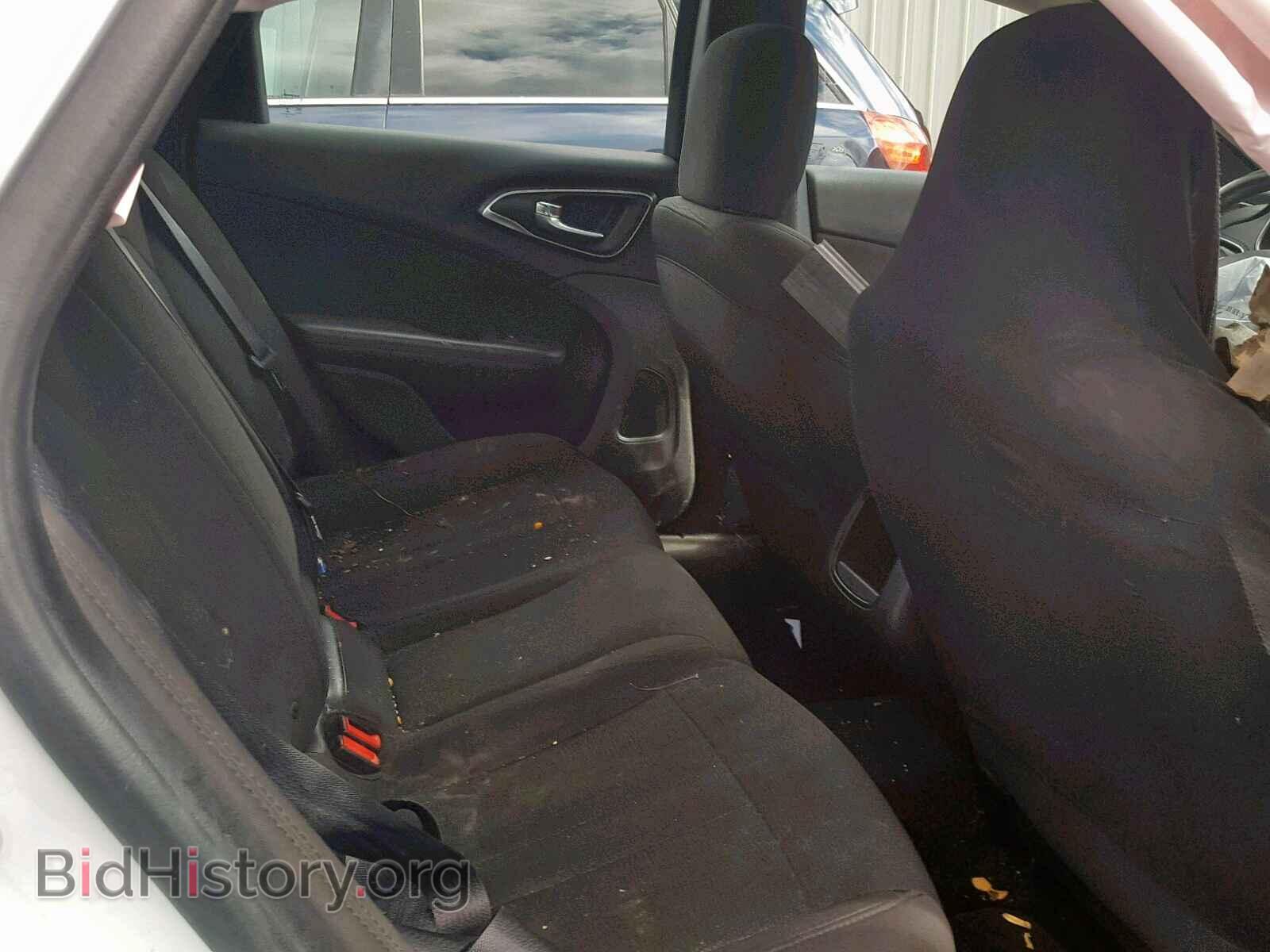 2016 CHRYSLER 200 - VIN: 1C3CCCAG5GN141004 - Фото 6