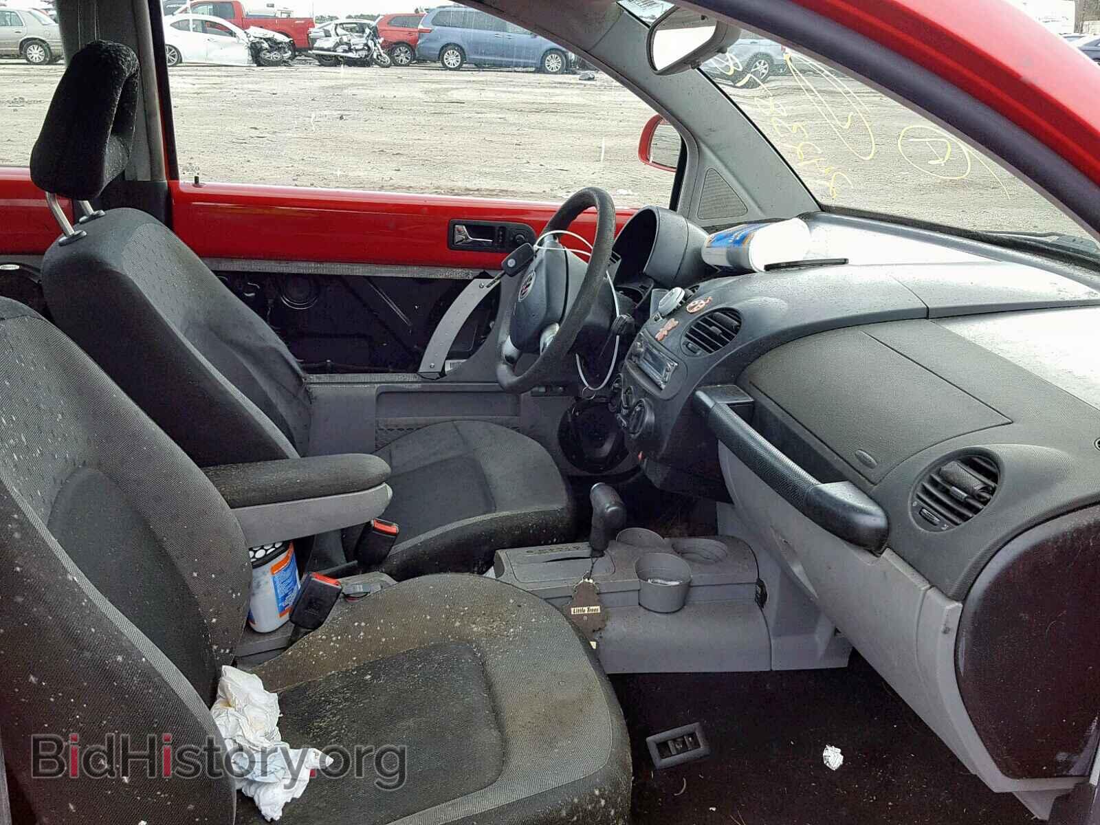 2000 VOLKSWAGEN BEETLE - VIN: 3VWCA21C9YM494640 - Фото 5